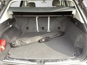 Touareg 3.0 TDI 4M R-LINE LM21 ALLRDLG LUFT DYNA