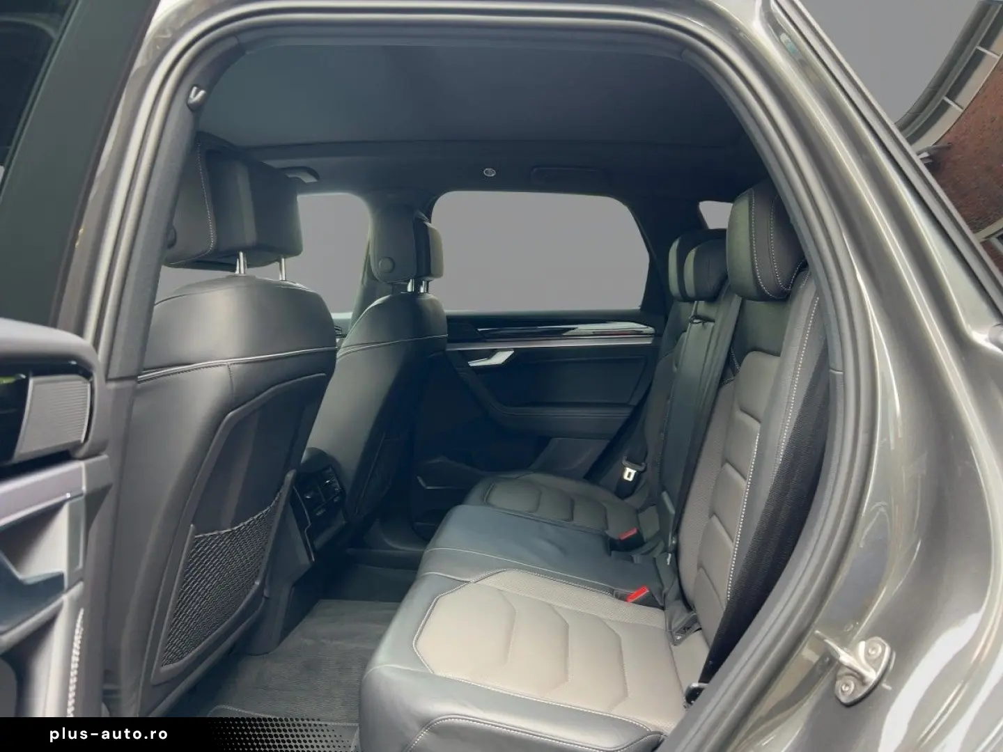 Touareg R-Line 3.0 V6 TDI 4M AHK LM22  PANO HUD