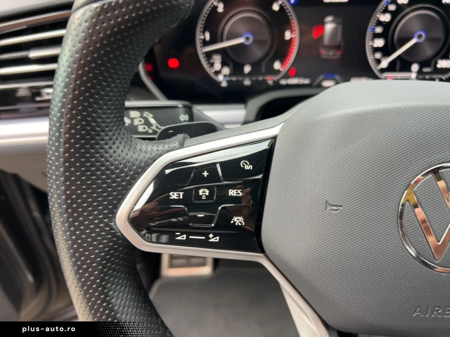 Touareg R-Line 3.0 V6 TDI 4M AHK LM22  PANO HUD