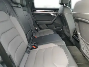 Touareg R-Line 4Motion 3.0 TDI 8-Gang Luftfederu