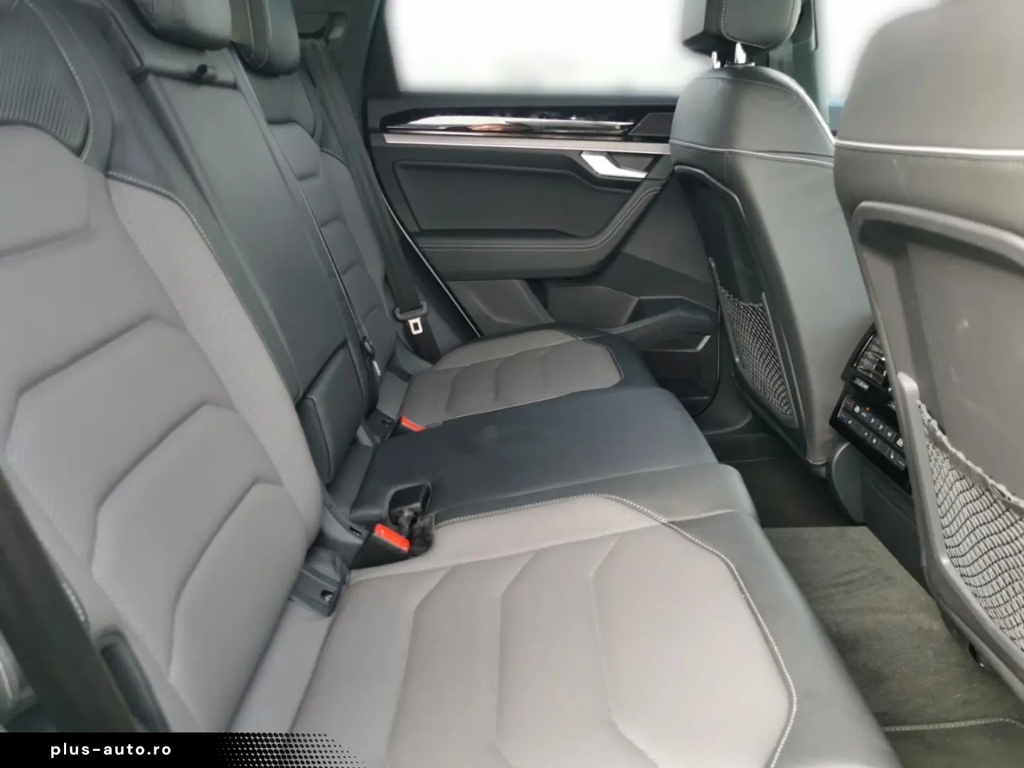 Touareg R-Line 4Motion 3.0 TDI 8-Gang Luftfederu