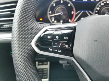 Touareg R-Line 4Motion 3.0 TDI 8-Gang Luftfederu