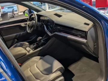 Touareg 3.0 V6 TDI 4Motion DPF Aut. R-Line 8fach