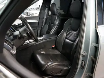 VOLVO XC90 T8