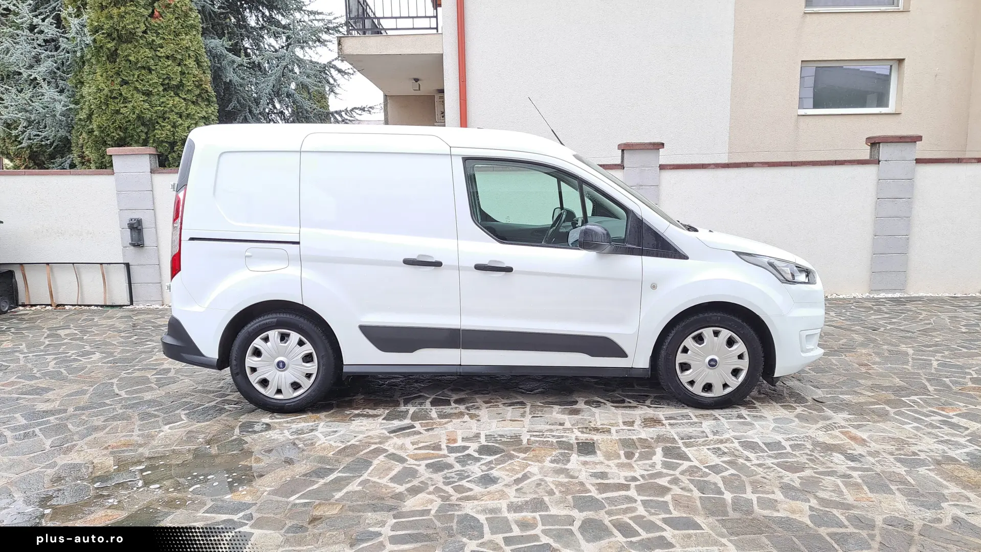 FORD TRANSIT CONNECT VAN TREND L1 FWD