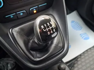 FORD TRANSIT CONNECT VAN TREND L1 FWD