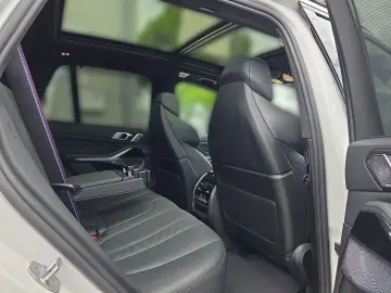 X5 M Laser AHK SkyLounge Bowers&Wilkins Drive As