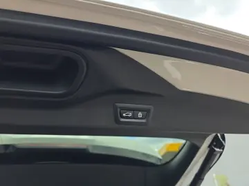 X5 M Laser AHK SkyLounge Bowers&Wilkins Drive As