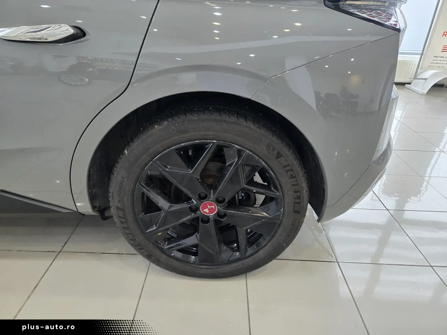 DS Automobiles DS4 Performance Line 1.6i ETA8