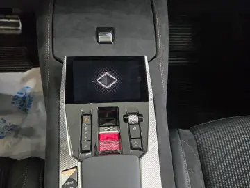 DS Automobiles DS4 Performance Line 1.6i ETA8