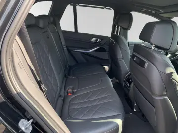 X5 xDrive30d  € 1.190 Zubehörbonus M Sport Pano