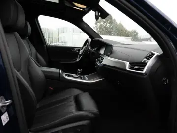 X5 xDrive 30d M-Sport PANO AHK HUD LASER LED ACC
