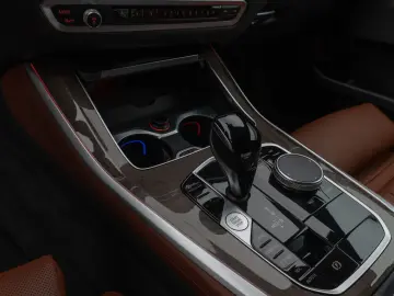 X5 xD30d M Sport Kamera Laser HUD DAB HiFi AHK