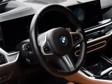 X5 30d M SPORT.DR.ASS.360.HUD.M FAHRWERK.LHZ.H K