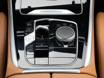 X5 30d M SPORT.DR.ASS.360.HUD.M FAHRWERK.LHZ.H K