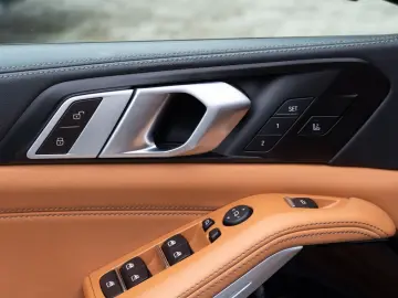 X5 30d M SPORT.DR.ASS.360.HUD.M FAHRWERK.LHZ.H K