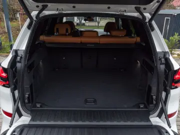 X5 30d M SPORT.DR.ASS.360.HUD.M FAHRWERK.LHZ.H K