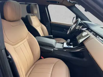 Range Rover Sport D350 Autobiography AHK Standhe