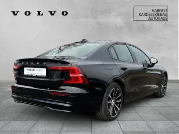 S60 Plus Dark Recharge Plug-In Hybrid AWD StandH