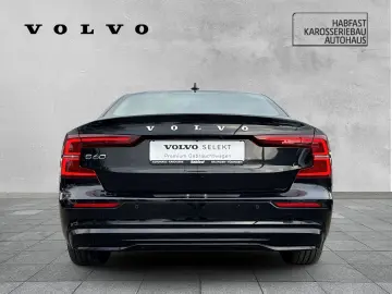 S60 Plus Dark Recharge Plug-In Hybrid AWD StandH