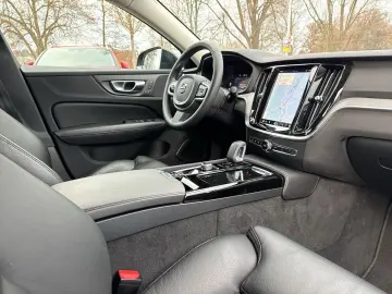 S60 Plus Dark Recharge Plug-In Hybrid AWD StandH