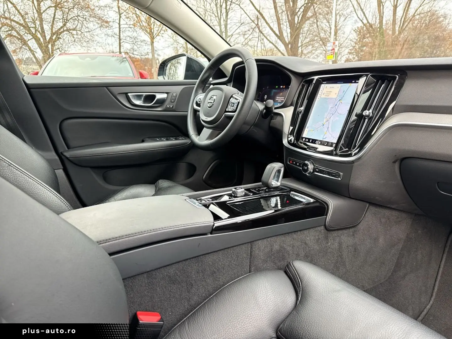 S60 Plus Dark Recharge Plug-In Hybrid AWD StandH