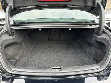 S60 Plus Dark Recharge Plug-In Hybrid AWD StandH