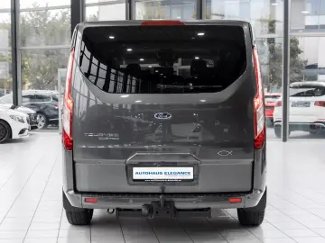 Tourneo Custom Kombi 320 L2 Aut. NAVI LED 1.HAND
