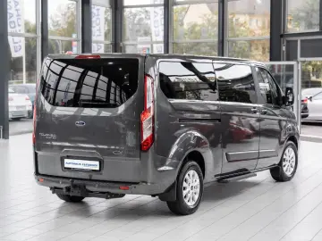 Tourneo Custom Kombi 320 L2 Aut. NAVI LED 1.HAND