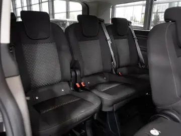Tourneo Custom Kombi 320 L2 Aut. NAVI LED 1.HAND