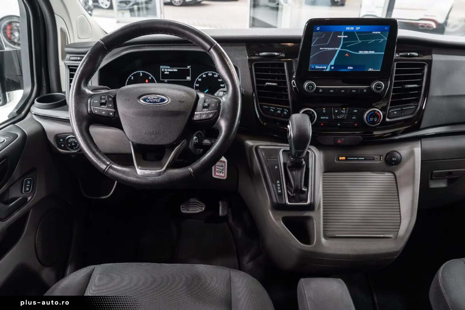 Tourneo Custom Kombi 320 L2 Aut. NAVI LED 1.HAND