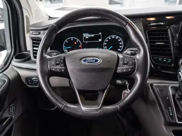 Tourneo Custom Kombi 320 L2 Aut. NAVI LED 1.HAND