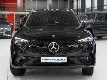 GLC 300 e 4M AMG-LINE NIGHT SOUND-SYS LEDER 360