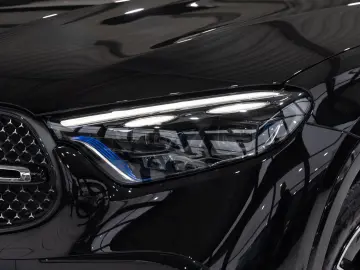 GLC 300 e 4M AMG-LINE NIGHT SOUND-SYS LEDER 360