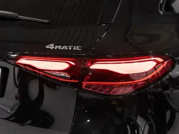 GLC 300 e 4M AMG-LINE NIGHT SOUND-SYS LEDER 360