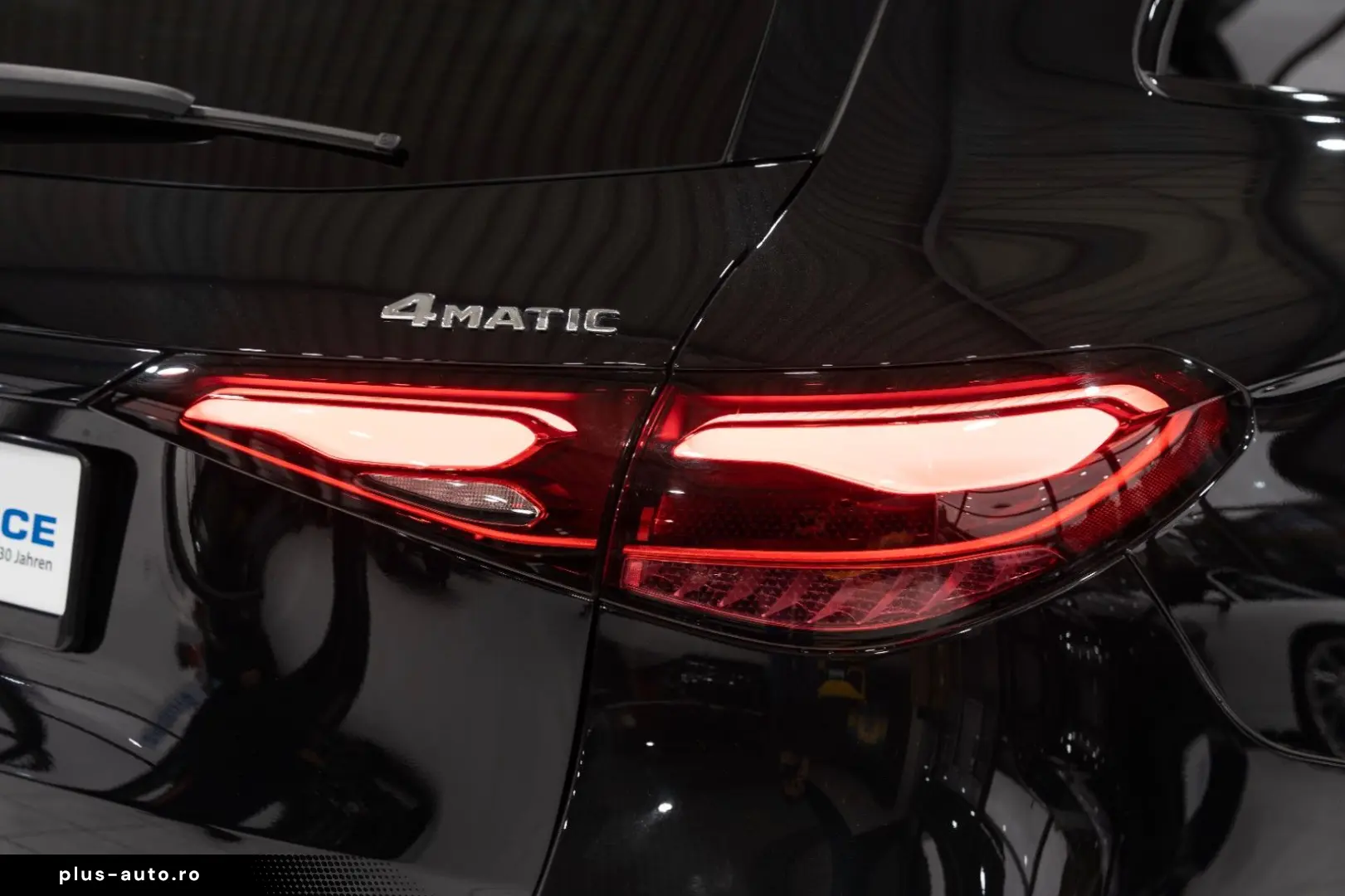 GLC 300 e 4M AMG-LINE NIGHT SOUND-SYS LEDER 360