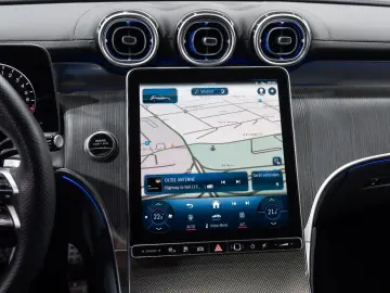 GLC 300 e 4M AMG-LINE NIGHT SOUND-SYS LEDER 360