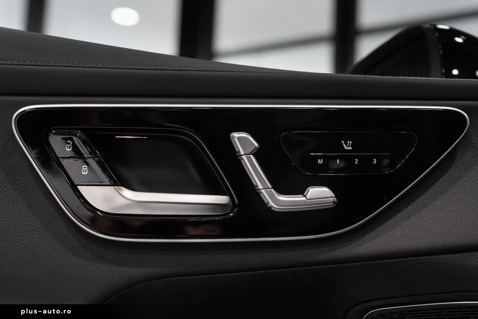 GLC 300 e 4M AMG-LINE NIGHT SOUND-SYS LEDER 360