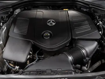 GLC 300 e 4M AMG-LINE NIGHT SOUND-SYS LEDER 360