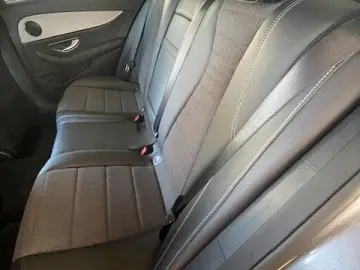 E 220 E Limousine E 220 d