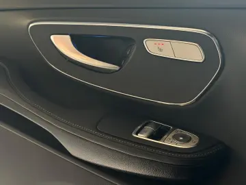 V 300 d AVANTGARDE extralang StHzg 2xEl-Türen