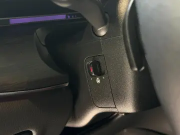 V 300 d AVANTGARDE extralang StHzg 2xEl-Türen