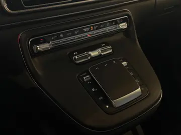 V 300 d AVANTGARDE extralang StHzg 2xEl-Türen