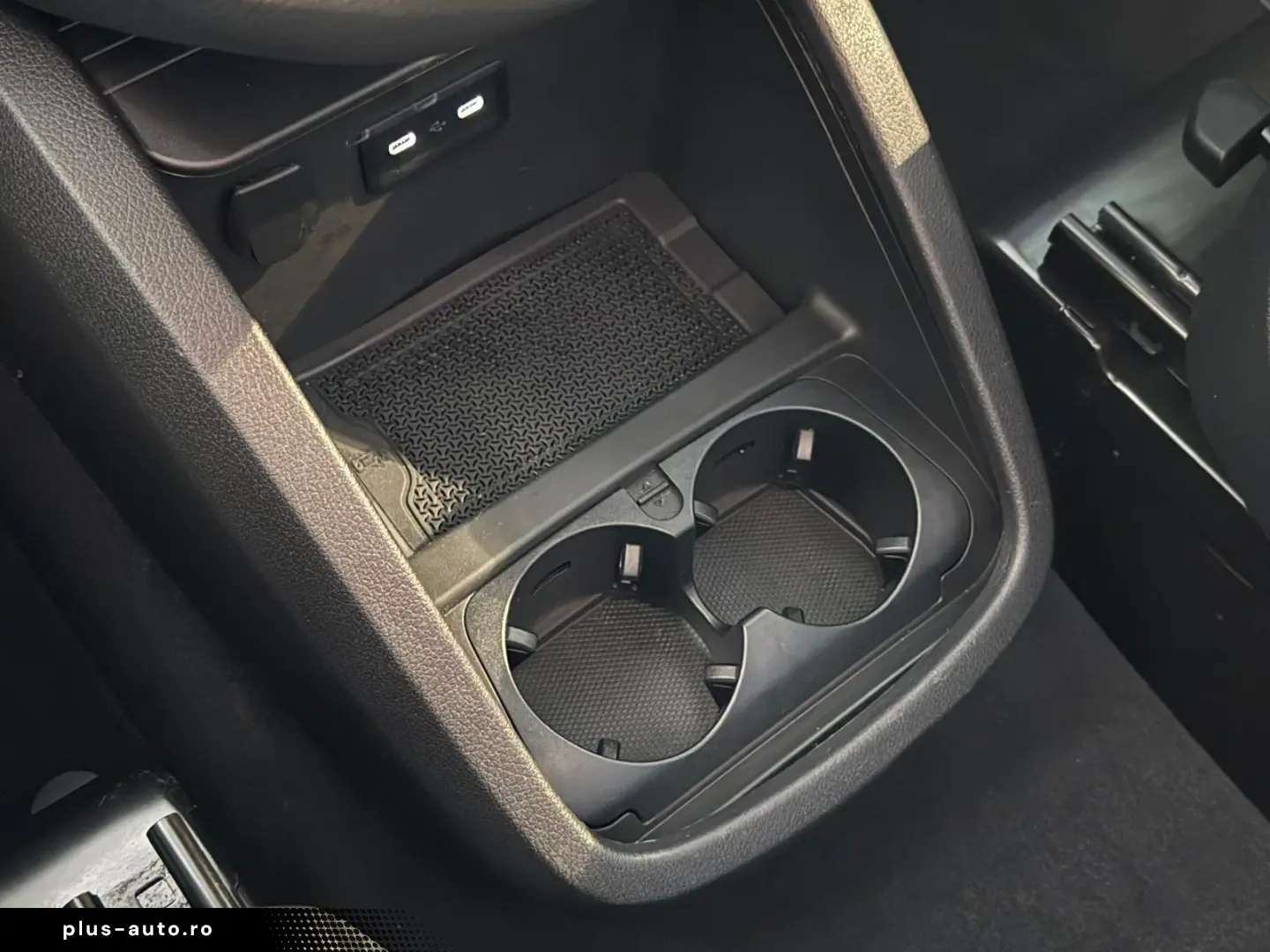 V 300 d AVANTGARDE extralang StHzg 2xEl-Türen