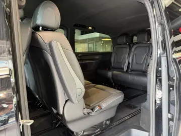 V 300 d AVANTGARDE extralang StHzg 2xEl-Türen