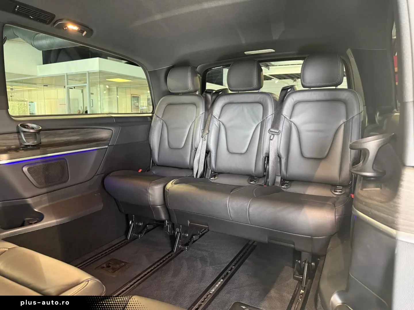 V 300 d AVANTGARDE extralang StHzg 2xEl-Türen