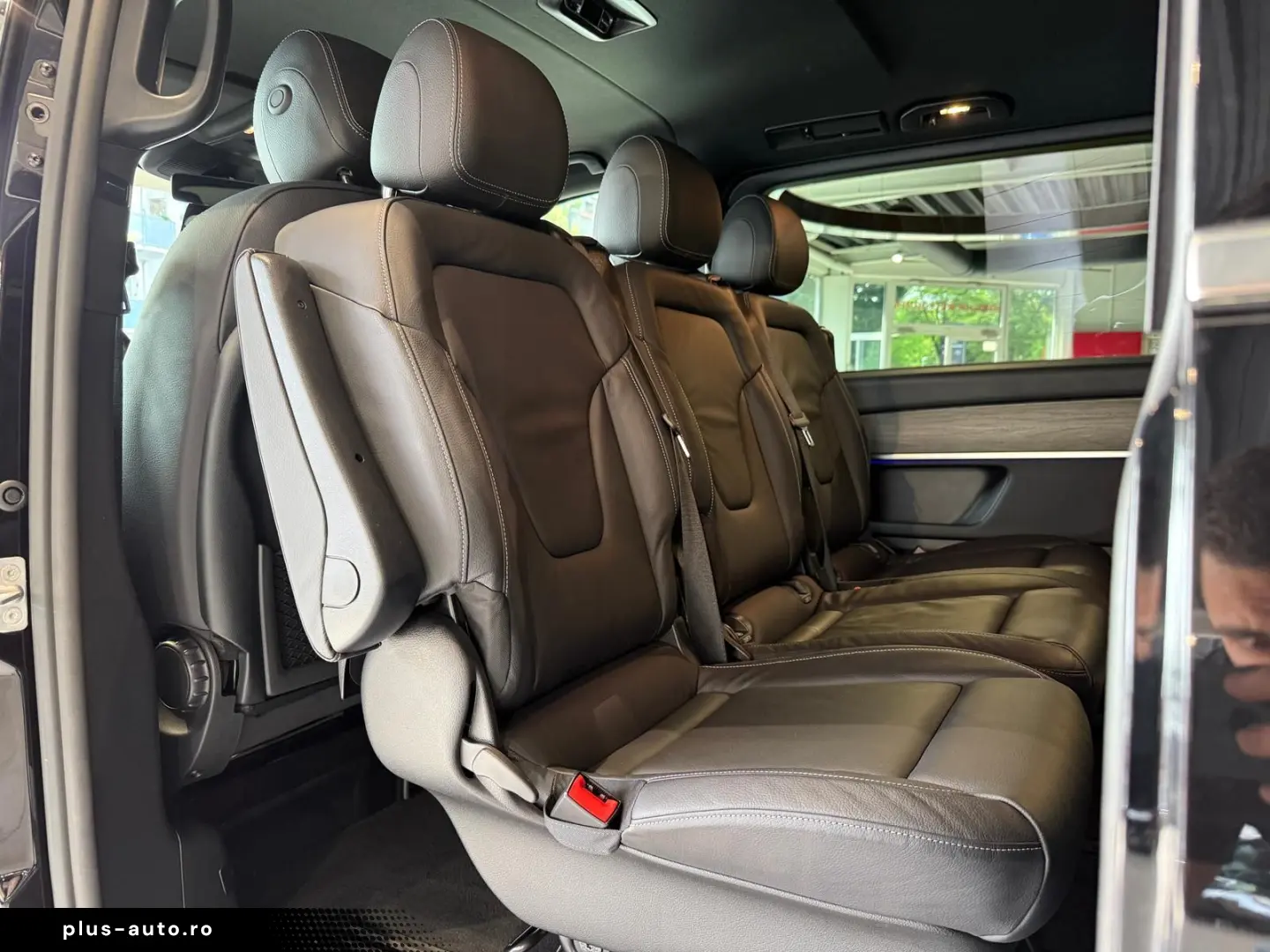 V 300 d AVANTGARDE extralang StHzg 2xEl-Türen