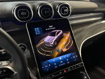 GLC 300 Coupe 4M AMG Prem  Pano Night Burm HUD