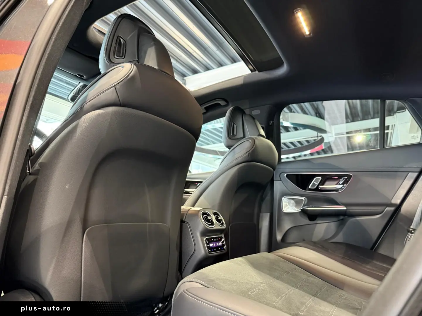 GLC 300 Coupe 4M AMG Prem  Pano Night Burm HUD