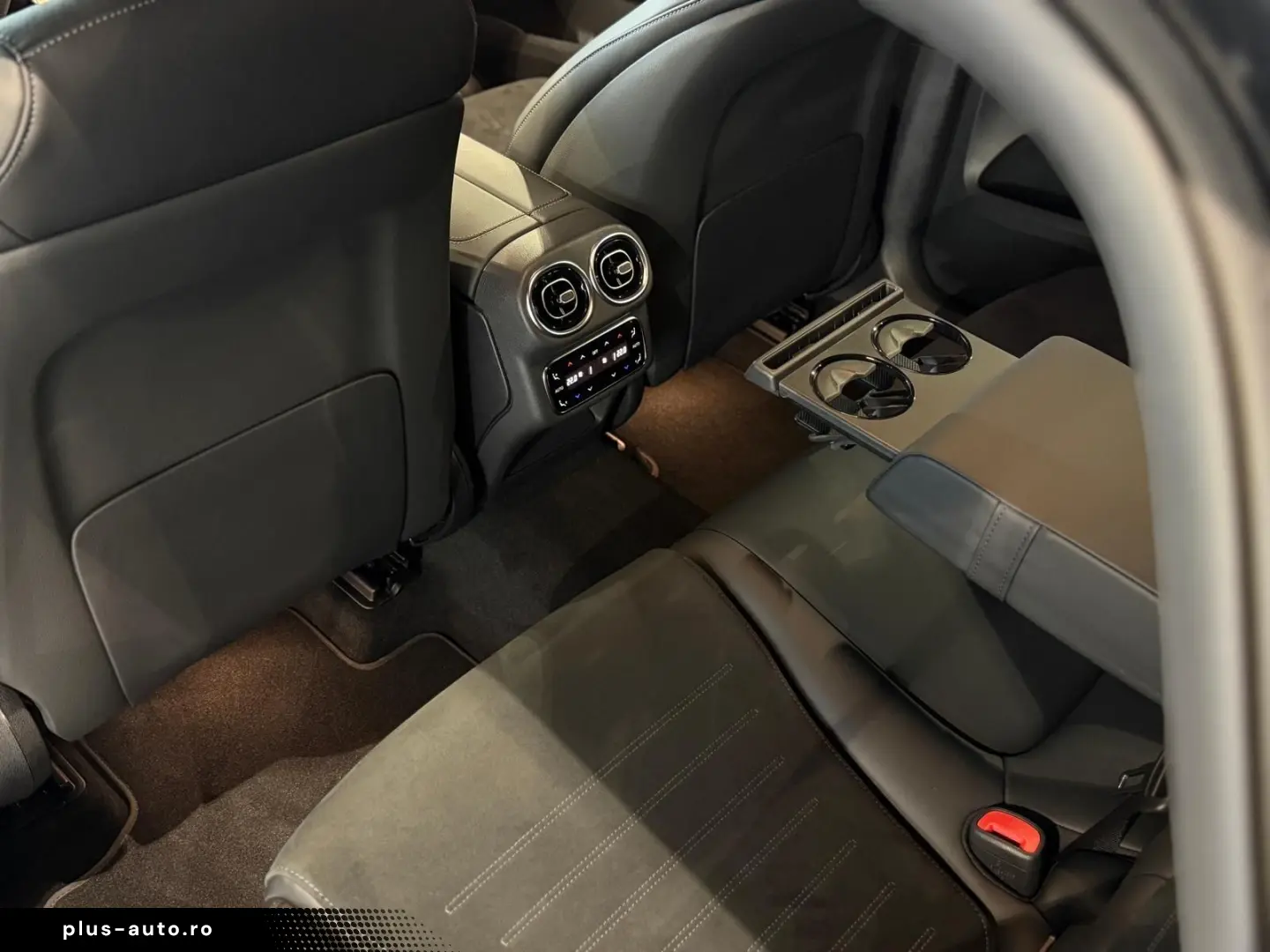 GLC 300 Coupe 4M AMG Prem  Pano Night Burm HUD